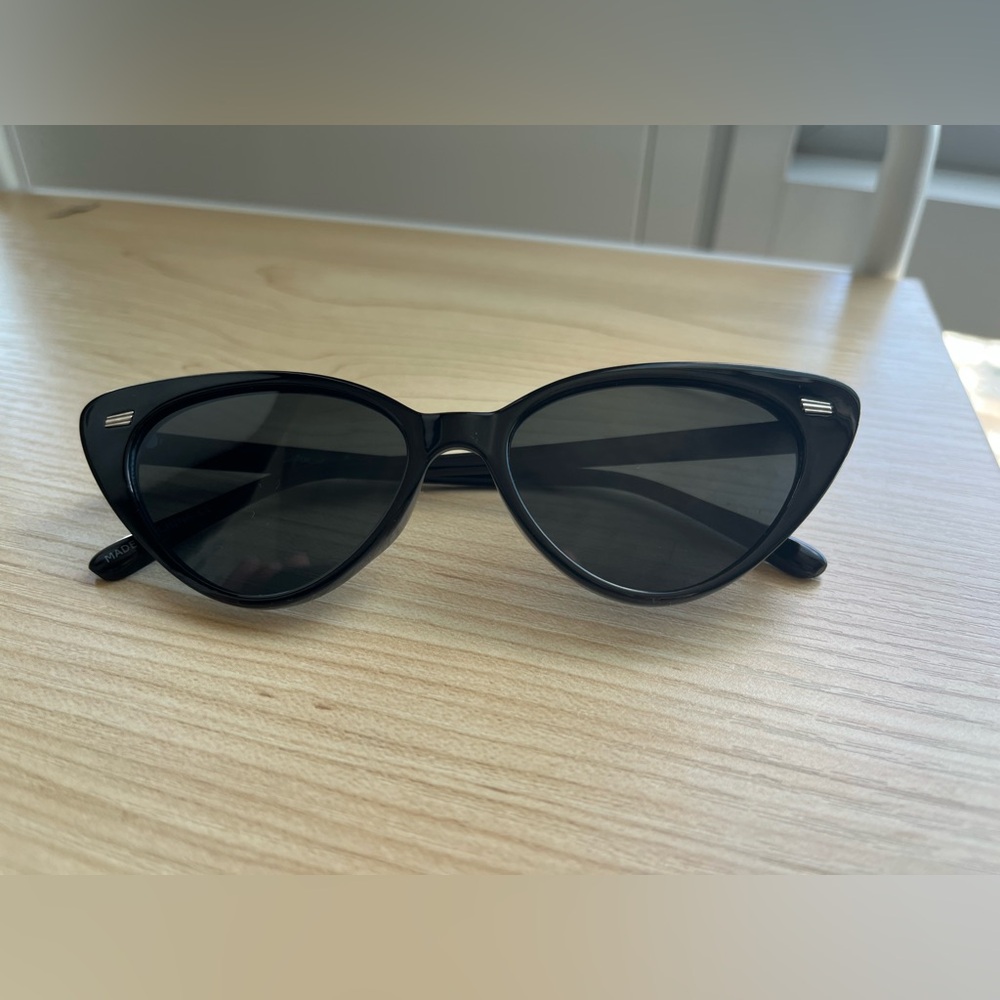 Free People sunglasses